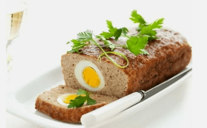 Meat roll with egg on a ducan diet